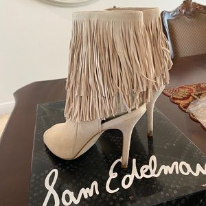 Sam Edelman suede beige fringe booties